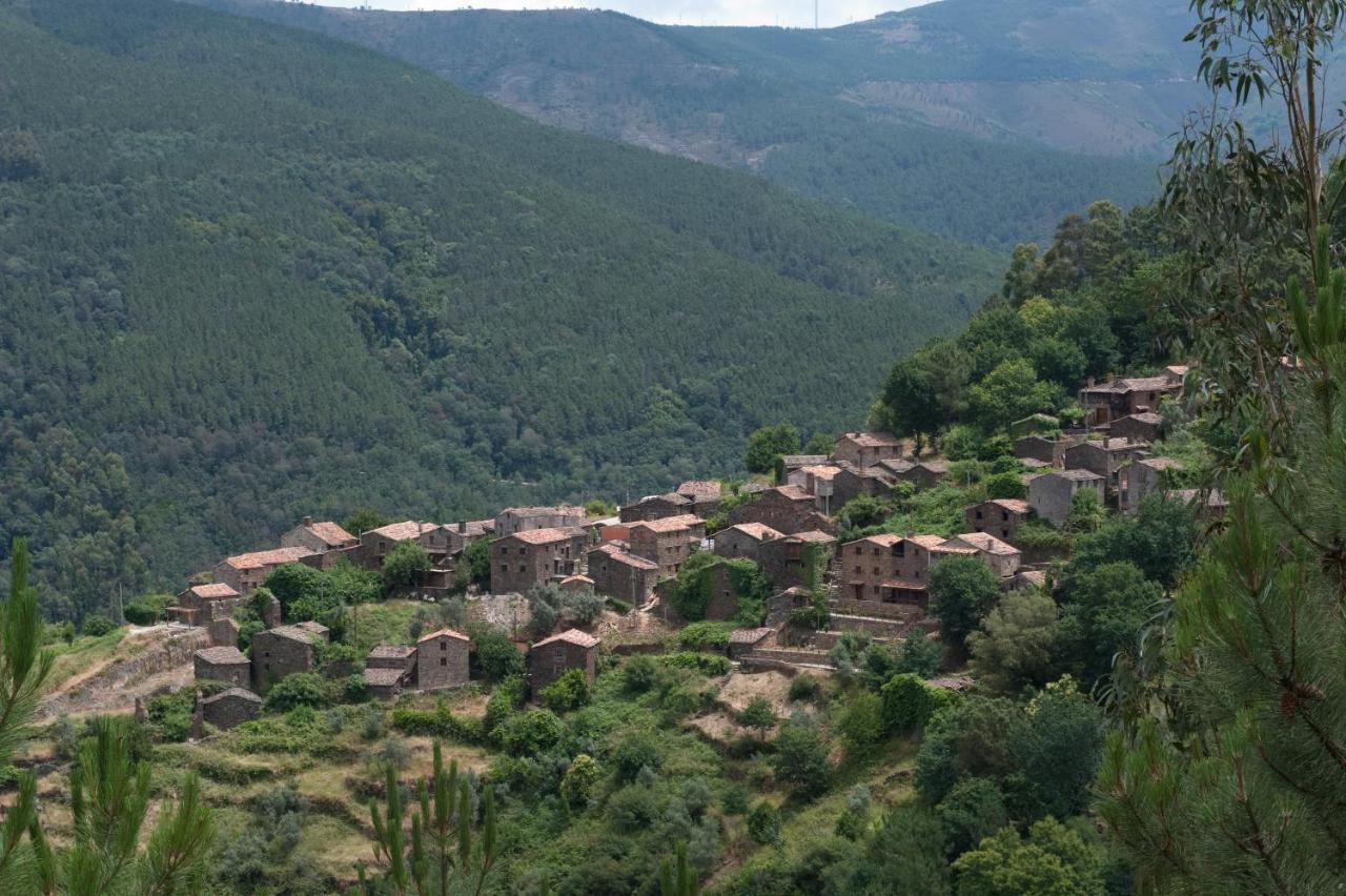 Talasnal Casas Da Urze Ter 洛萨 外观 照片